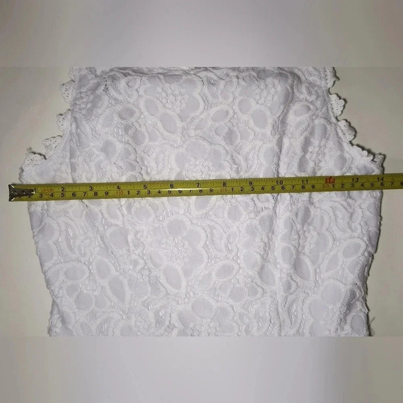 City Studio Lacy White Embossed Feminine Romantic Girly Juniors Dress, Size 3 - Picture 5 of 7